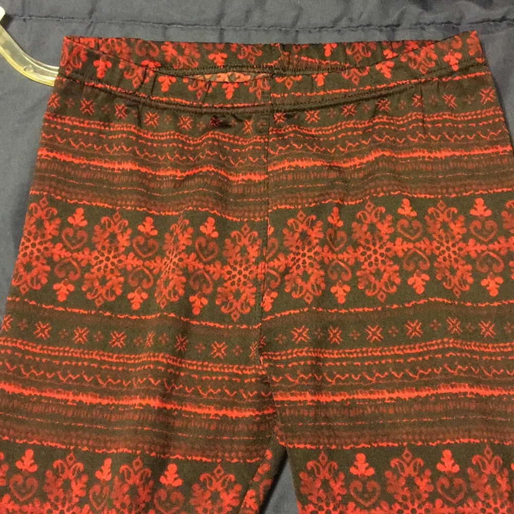 Red and black fleece lined leggings